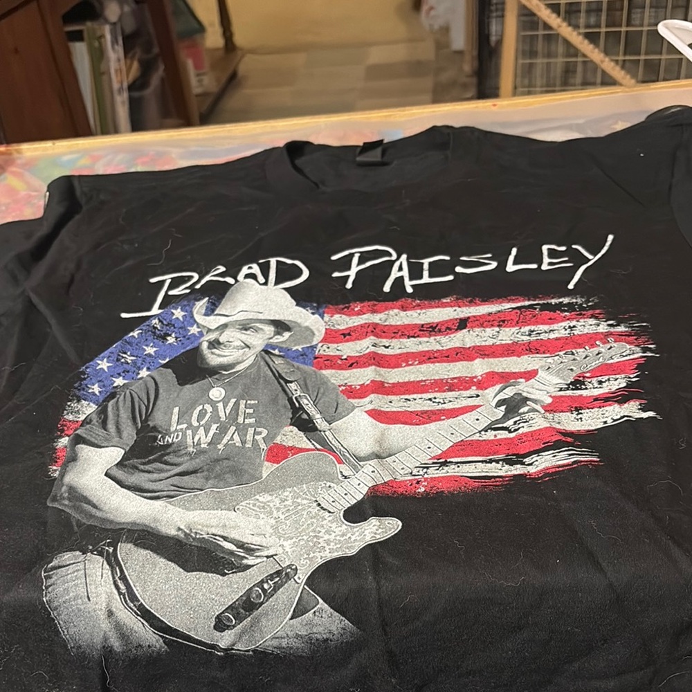 Brad Paisley Tee shirt